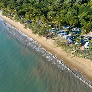 ellis-beach-oceanfront-bungalows.cairnshotels4all.com/