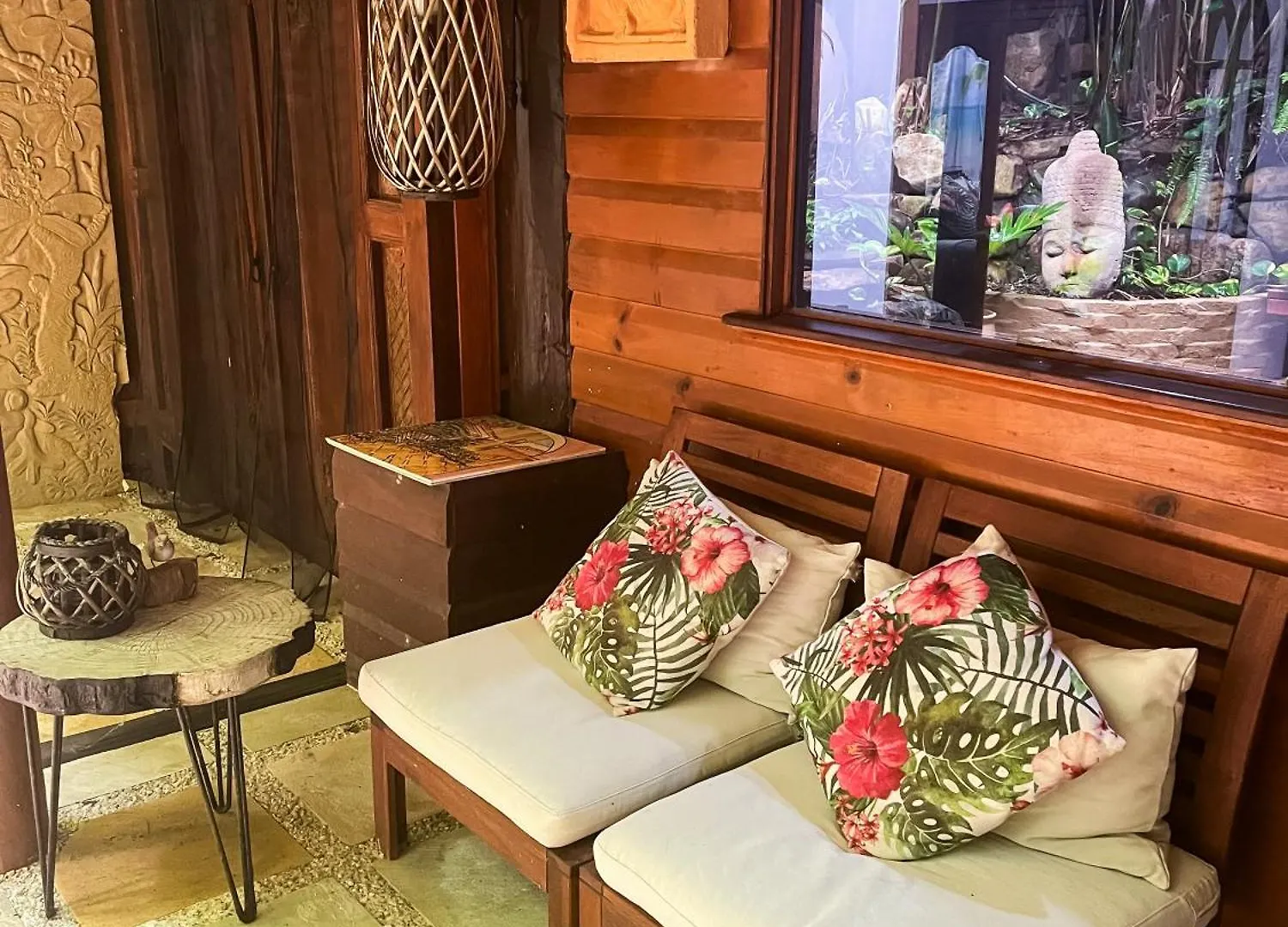 Bed & Breakfast Whitsundays Bnb Retreat Airlie Beach